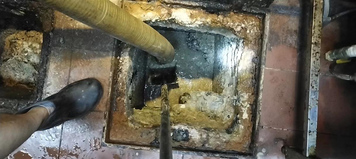 公坡镇化油池清理-污水池清掏