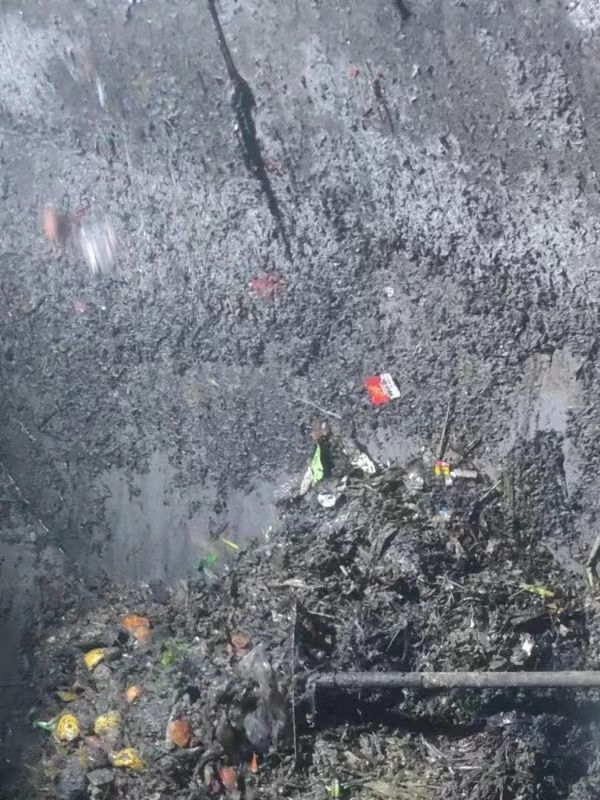 公坡镇污水池清理